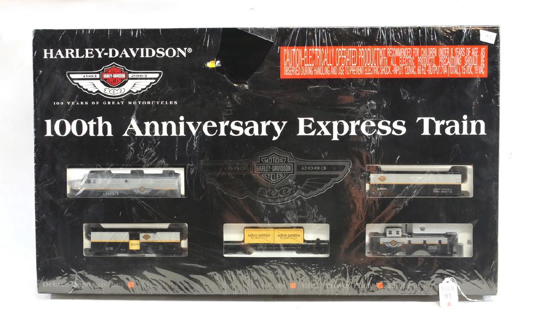 Harley Davidson 100 Anv. Express Train New in Box: Harley Davidson 100 Anv. Express Train New in Box un opened Deluxe ready to run with power pack.