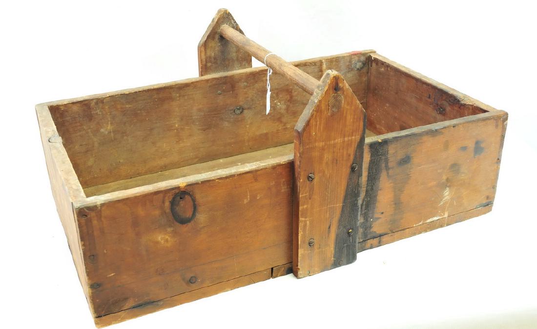 Large Pine carrying box with handle: Measures 27"x15x12
