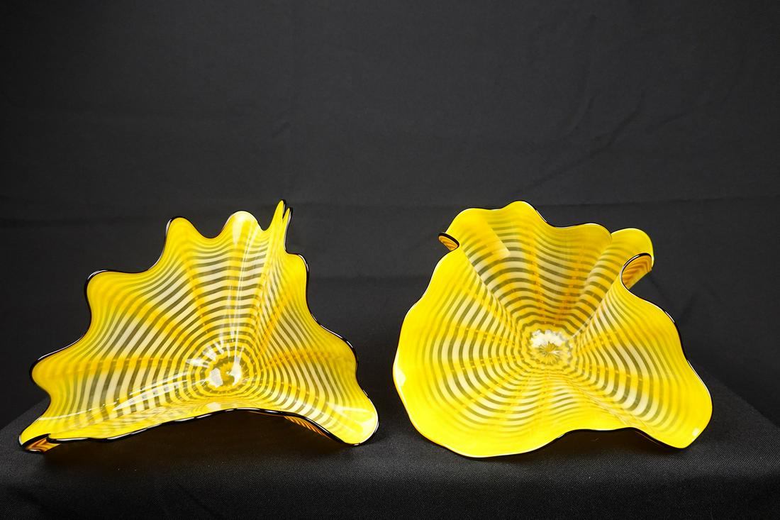 Dale Chihuly Radiant Persian Pair Edition Glass Habatat: Dale Chihuly (USA), Radiant Persian Pair Portland Press Edition, 2003. 5 x 7 x 5 inches each. A stunningly beautiful dual sculpture with black lip wrap by the Seattle artist. These historic editions a