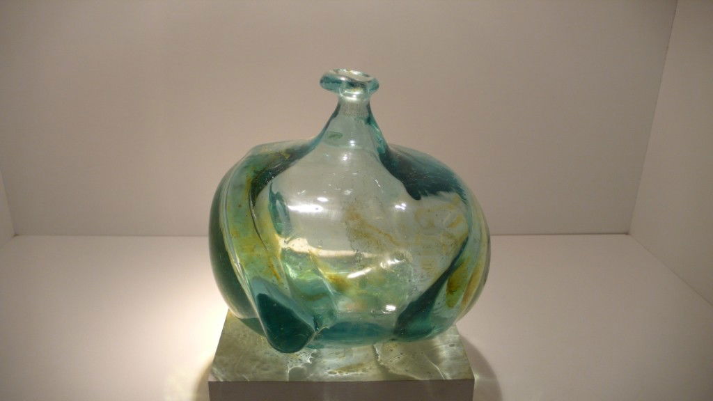 Marvin Lipofsky "green vessel": blown glass, signed "LIPOFSKY" ARTIST: Marvin Lipofsky YEAR: circa 1966 SIZE: 7 x 8" Studio glass art contemporary art glass
