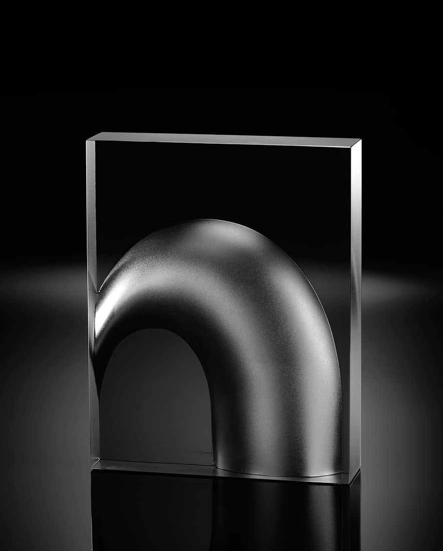 Join the Habatat Collectors Circle Membership: The Habatat Collectors Circle offers privileged access to the world of contemporary glass. Members receive early insight into upcoming exhibitions, auctions, international events, and special