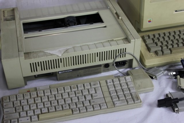 Early Macintosh Developer's Model Computers - 4