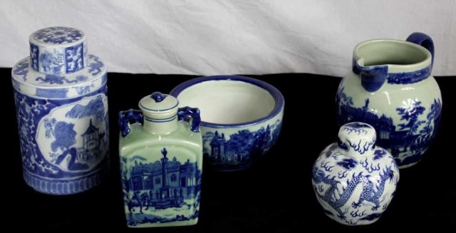 Collection Blue & White Chinese Style Porcelains: Two tea caddies, one ginger jar & bowl. Height 9 Inches