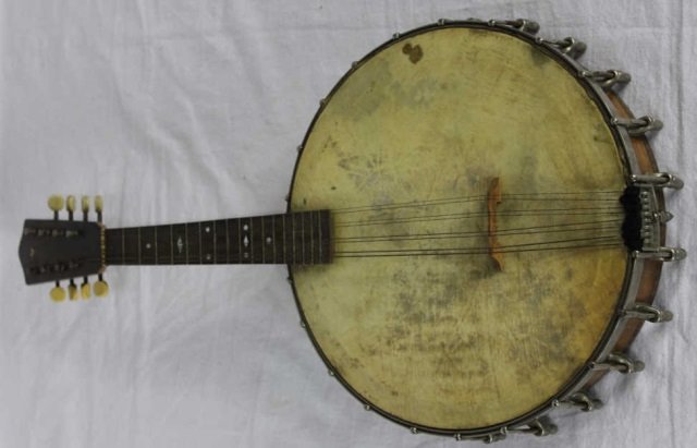 Vintage Banjo Musical Instrument: Length 24 inches.