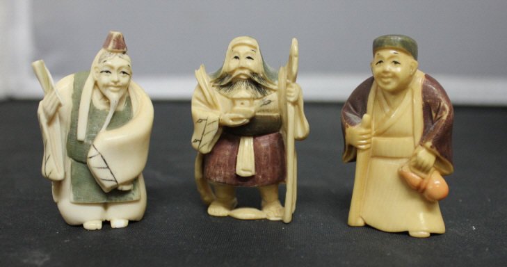 3 Antique Japanese Ivory Netsuke Carvings: Signed Carved Bone & Ivory. Height of each approximately 2 inches.