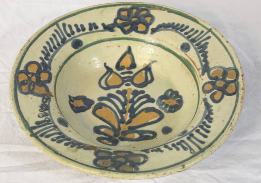 19th C. French Provencal Jaspe Pottery Plate: Cream Ground blue slip floral decor. Minor chips.