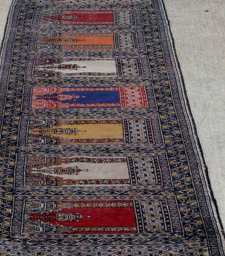 Oriental Throw Rug: Oriental Throw Rug Height 24 Inches Width 72 Inches Some wear