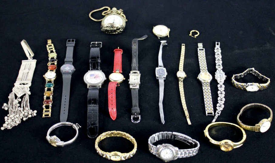 Mixed Lot of Vintage Watches: Includes vintage Swatch and pocket watch