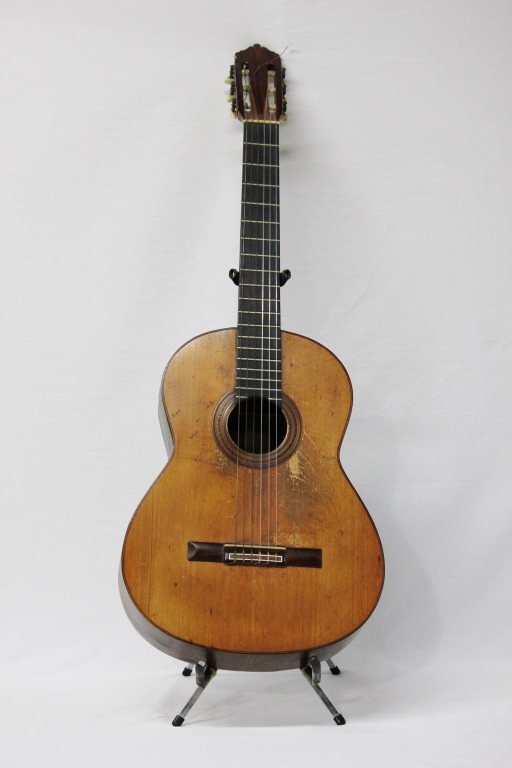 A. Mateau Flamenco Guitar Made in Barcelona 1959: With stand. Labeled on back of the head "A Mateu" Length 39 InchesSigned inside "A. Mateau" ano 1959