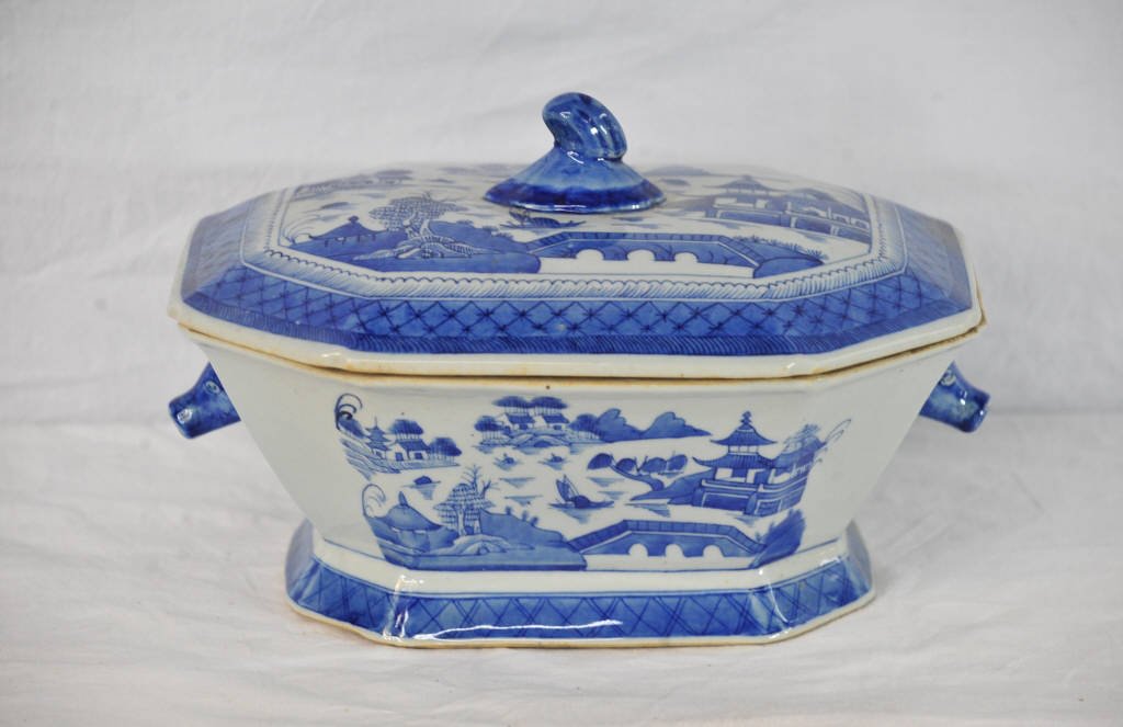Canton Tureen with Hog Handles: Blue and white porcelain Height 8.5 Inches Width 12 Inches Depth 9.5 Inches