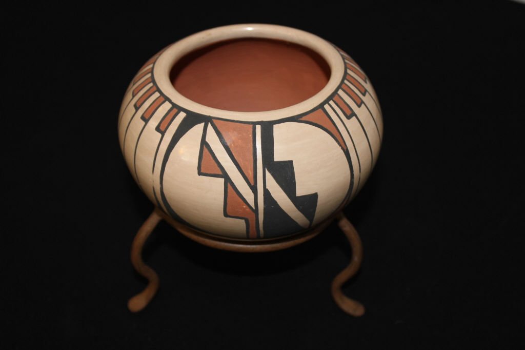 Carmelita Dunlap Hopi Polychrome Seed Pot: Height 4 Inches Diameter 6 Inches Signed on Bottom