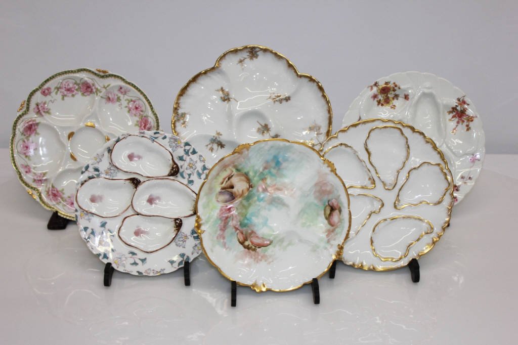 Six Haviland Limoges Oyster Plates (1 of 7)