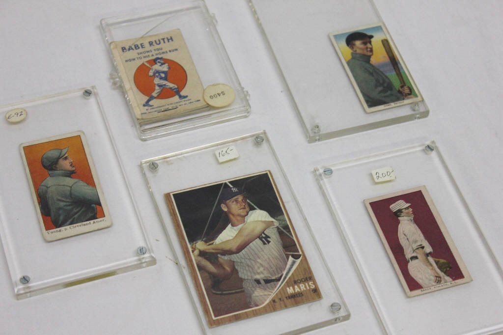 Five Rare Vintage Baseball Memorabilia  Artifacts (1 of 8)