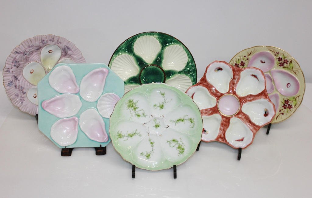 6 Porcelain Oyster Plates of Various Makers (1 of 7)