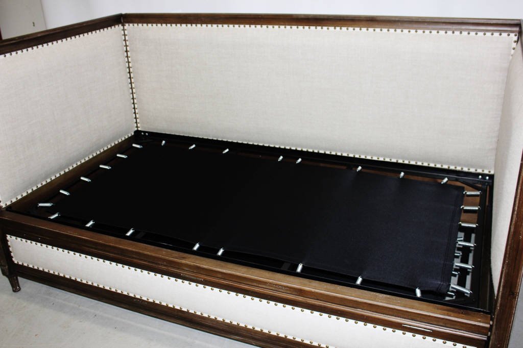 Day Bed with Trundle (1 of 5)