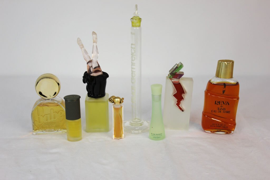Mixed Lot of 8 Perfume Bottles (1 of 2)