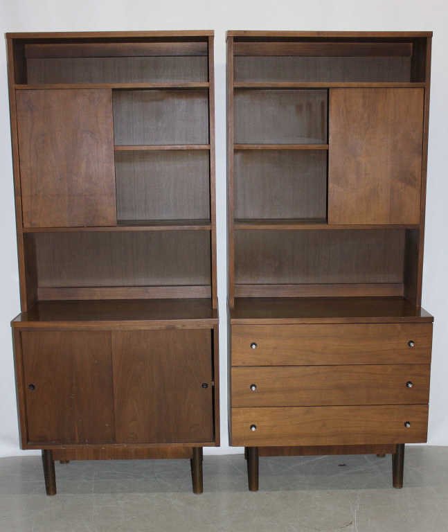 Pair Of Mid-Century Modern Bookcases By Stanley (1 of 9)