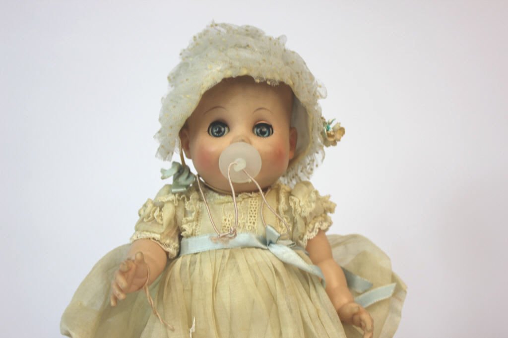 American Betsy Wetsy Doll in Original Clothes (1 of 5)