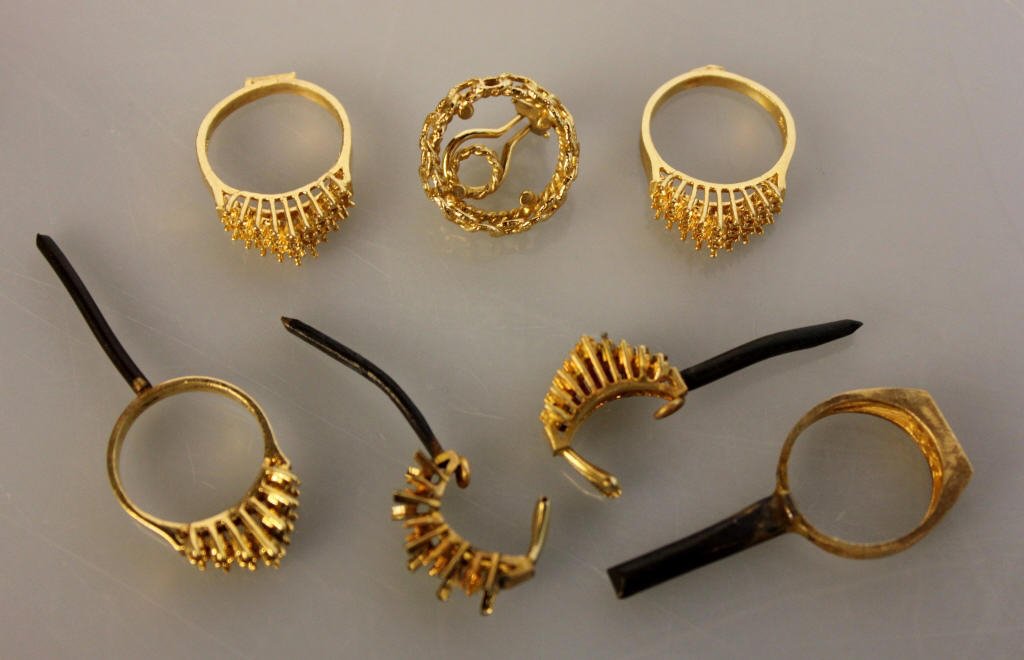 Six 14kt Gold Unfinished Ring Settings (1 of 5)