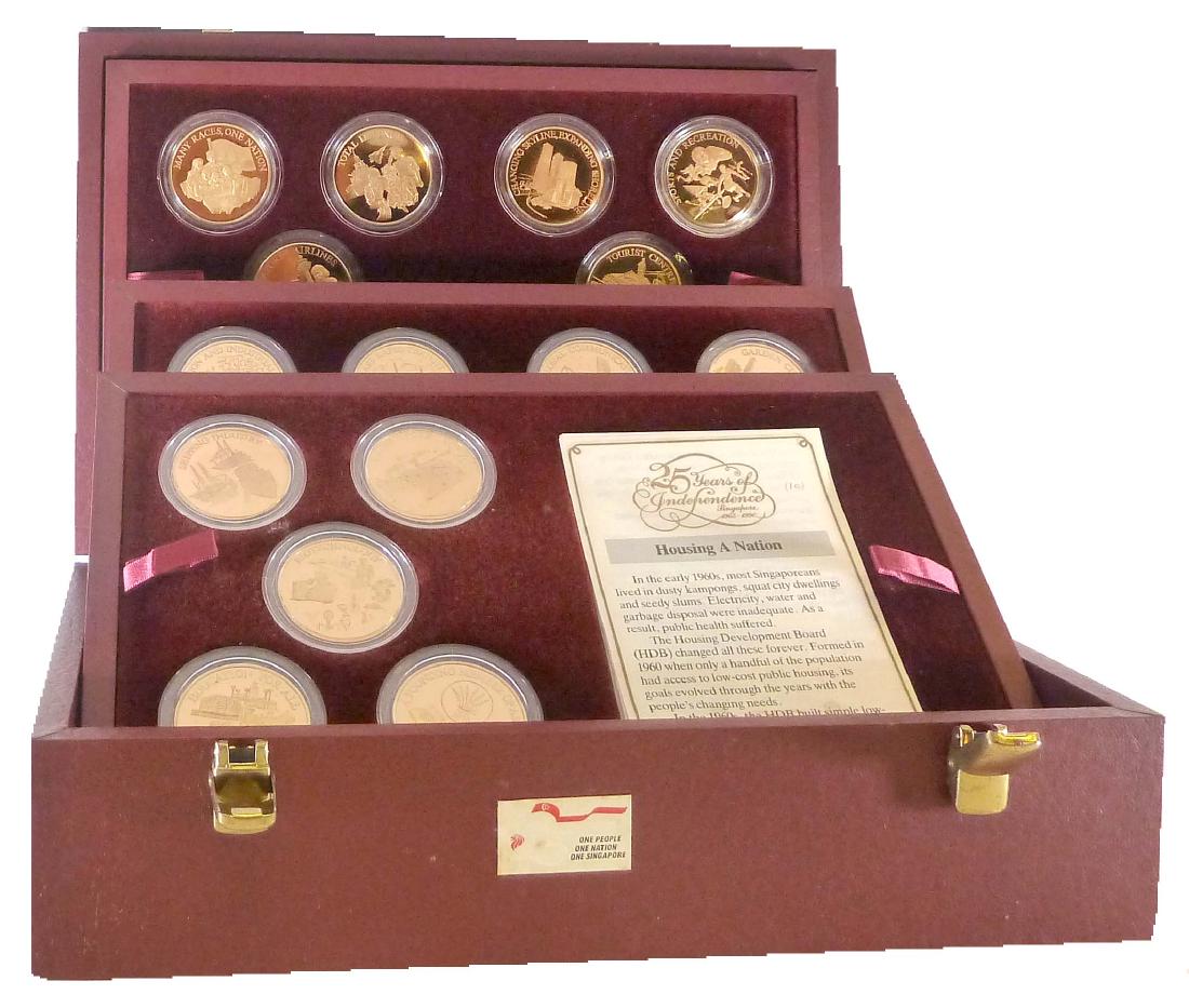 SINGAPORE Bronze: Proof Set 25 medals 24 Karat Gold (1 of 1)