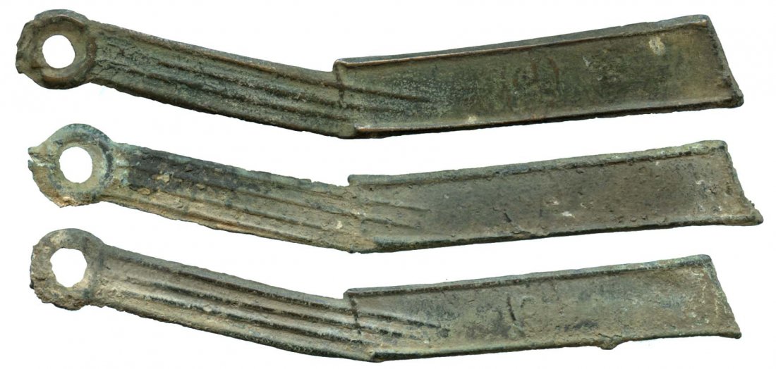 CHINA ANCIENT Warring States Knife Money: Green Patina. Total 3pcs