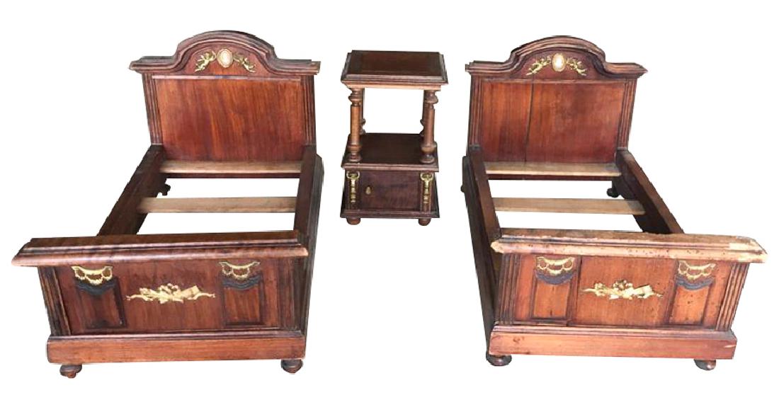 Rare Pair Of French Doll Beds, Walnut With (1 of 8)