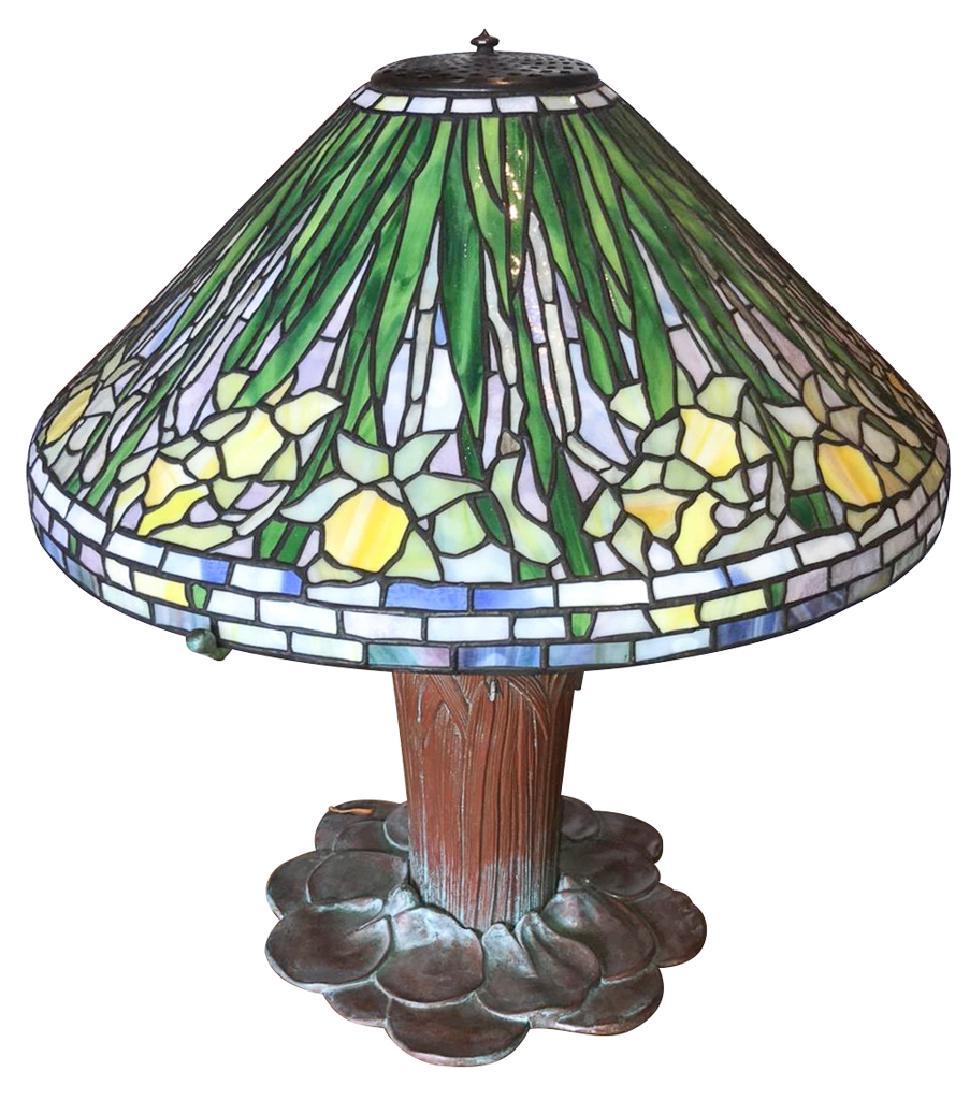 Fine Quality Tiffany Style Wisteria Lamp,: Leaded glass, of excellent handmade design with patinated metal base, copied from Tiffany original, from the 1980s, 22 inches high by 15 inch diameter shade, from the Gary Elam antique collection