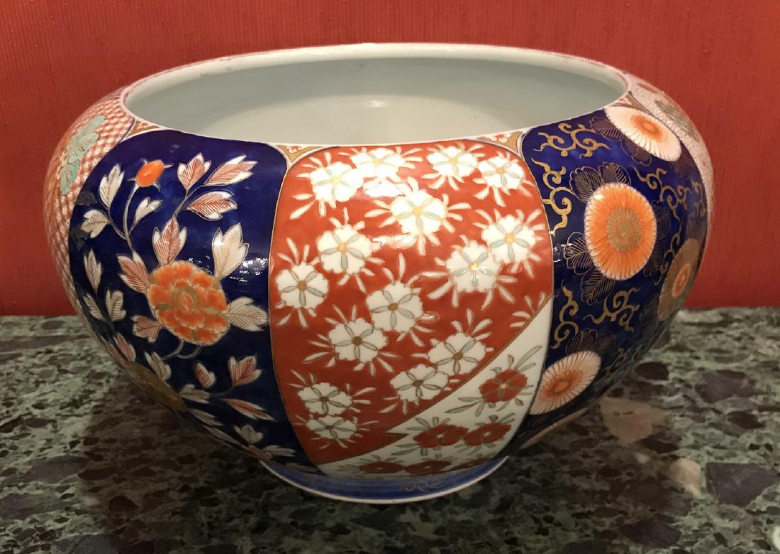 19th Century Imari Bowl. (1 of 2)