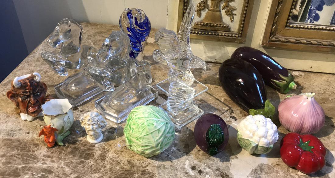 15 Piece Shelf Lot (1 of 5)