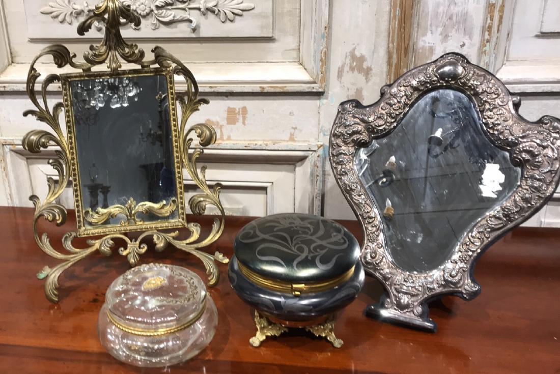 4 Pc Vanity Lot (1 of 4)