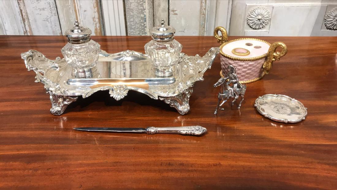 5 Piece Desk Accessory Lot (1 of 10)