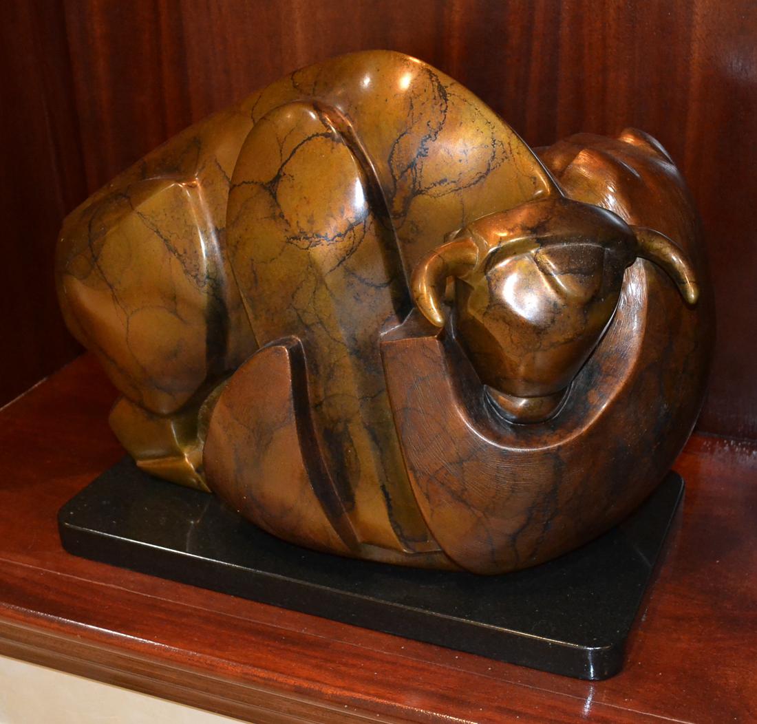 Bronze Sculpture, Bull & Bear. (1 of 4)