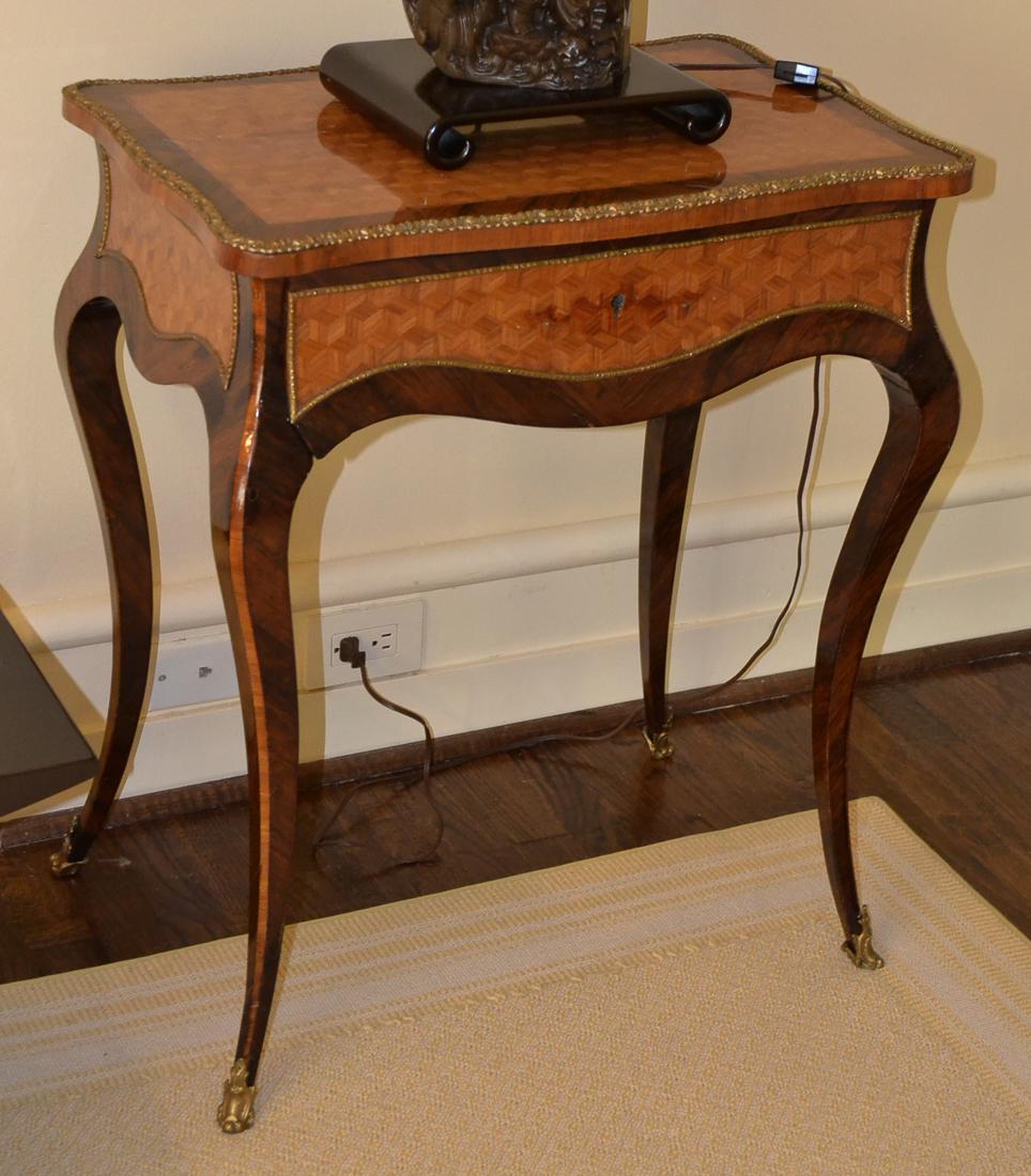 Louis XV Ladies Vanity Table. (1 of 6)