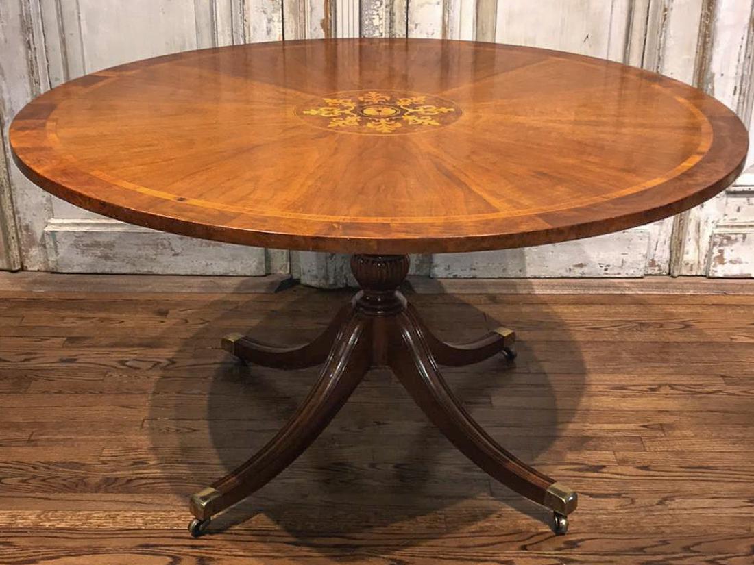Sheraton Style Center Table. (1 of 6)
