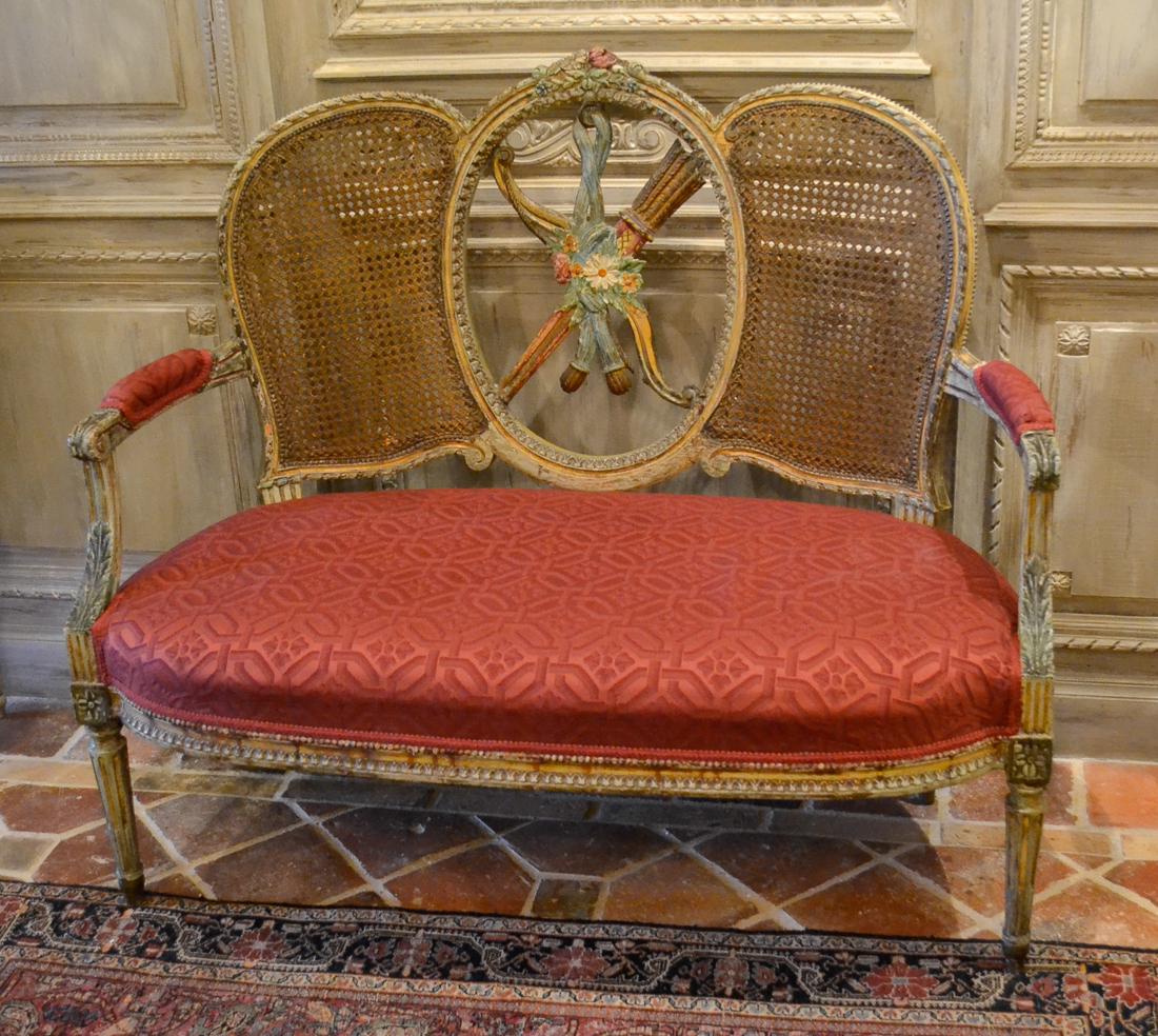 Antique French Painted Settee. (1 of 6)
