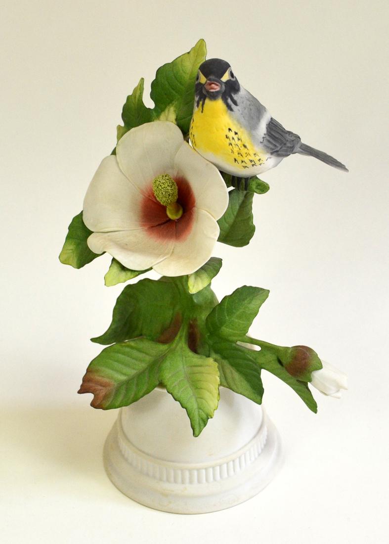 BOEHM PORCELAIN YELLOW THROAT WARBLER (1 of 4)