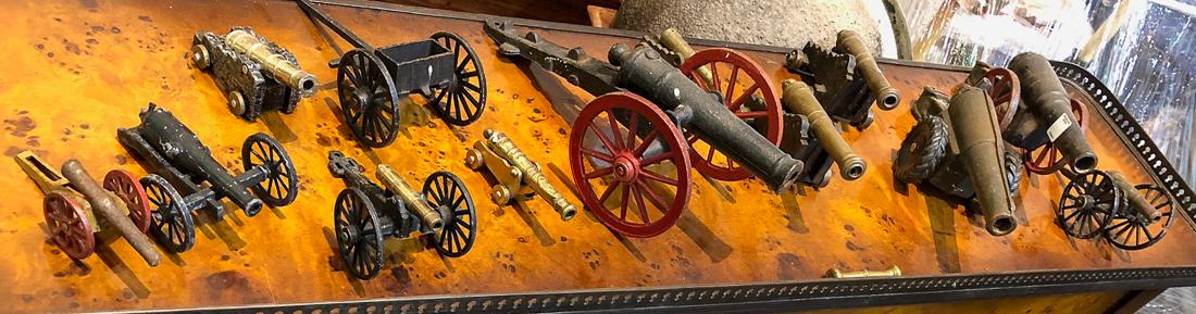 Collection of 13 vintage iron toy cannons (1 of 4)