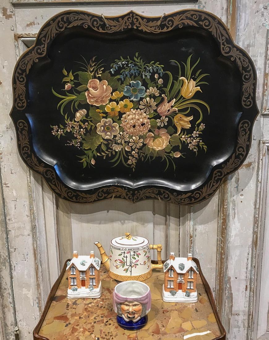 4 Piece Pottery & Tole. (1 of 3)