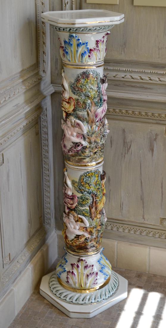 Italian Capodimonte Style Pedestal. (1 of 5)