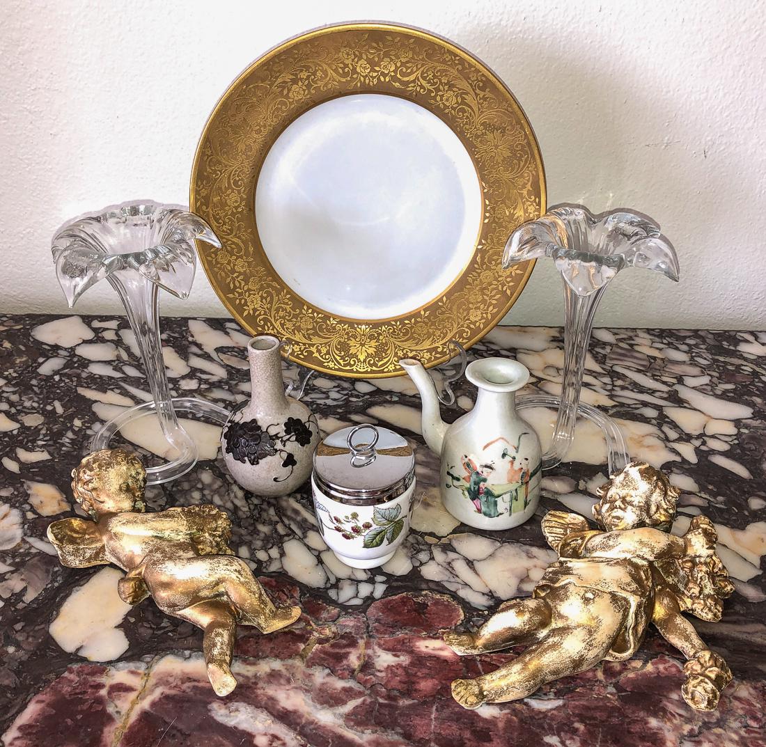 8 Piece Pottery And Glass. (1 of 2)