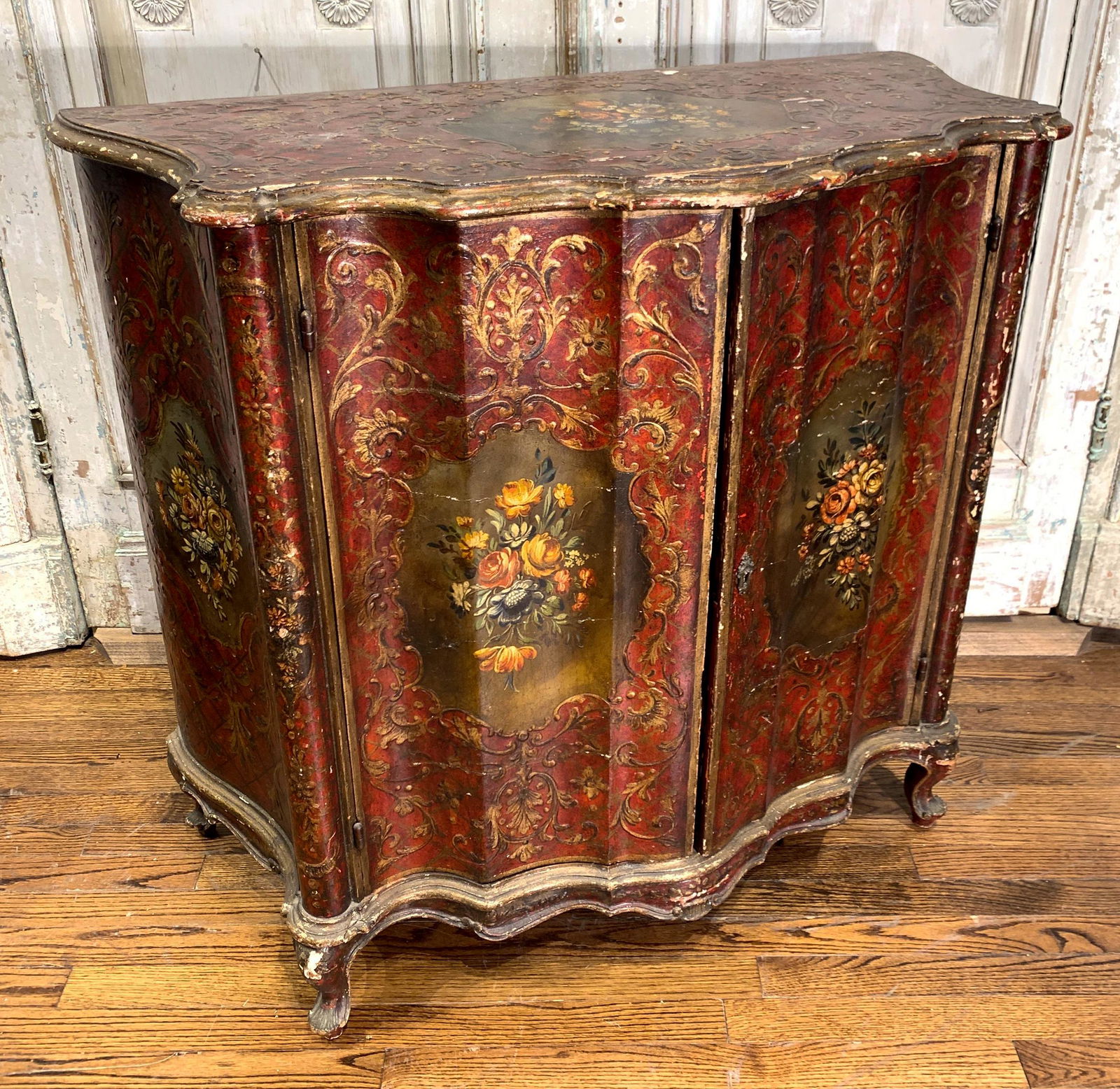 A Venetian Painted And Shaped Front Console: With Raised Gesso Designs; 19 Th C. 39 W X 36 H X 19 D, Good Condition/some Chips To Paint, Fitted As A Bar Inside With Mirroring