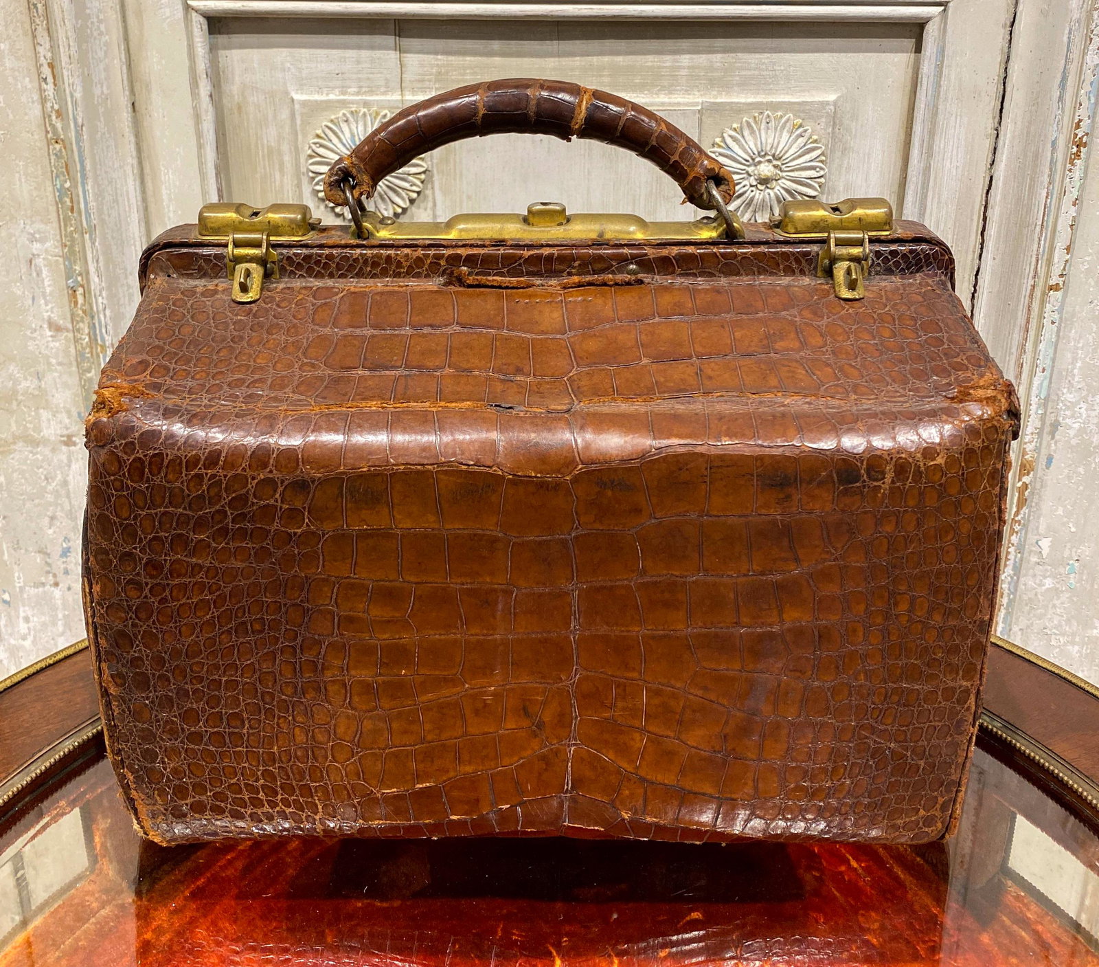 Alligator Doctor Bag: 13.5x8x12 Typical Antique Condition