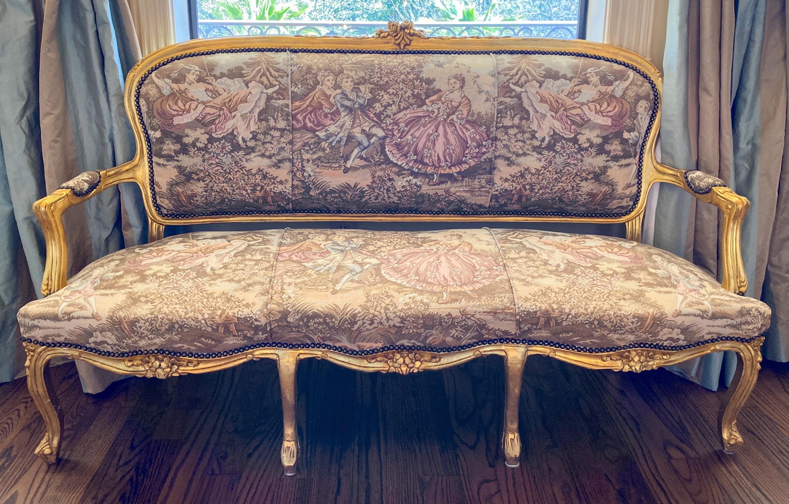 Louis Xv Style Settee: 65x37x22 Good Condition