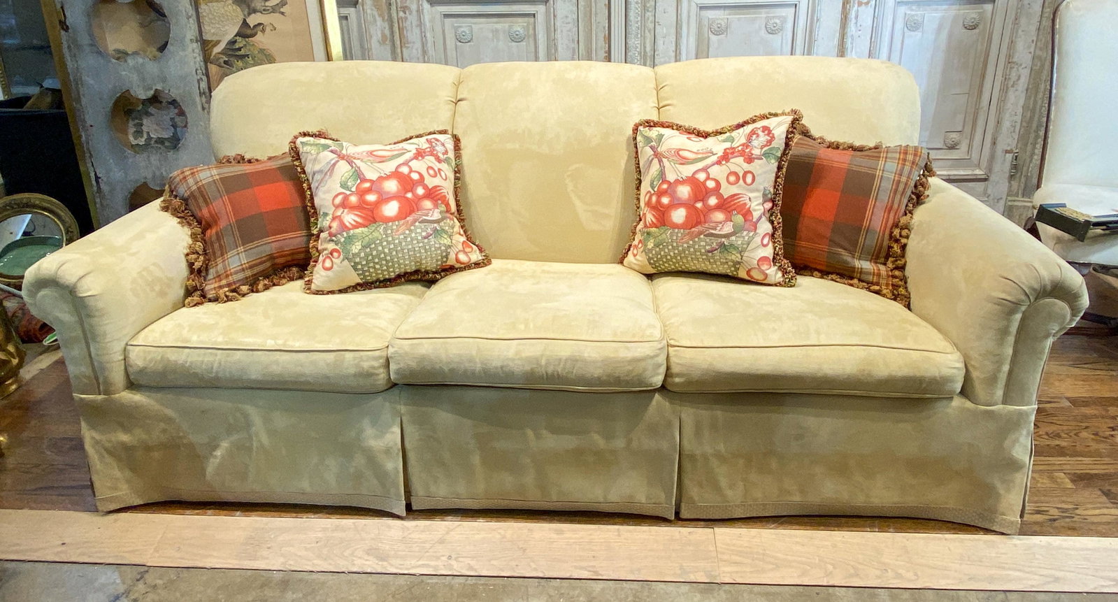 High-end Suede Sofa: 92x42x36 Needs Cleaning. Includes 4 Custom Pillows.