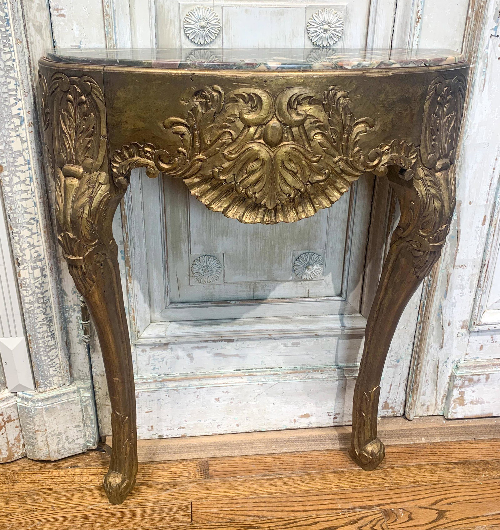 French Style Petite Gold Wood Carved Console: With Marble Top; 29 W X 9.5 D X 36 H Good Condition