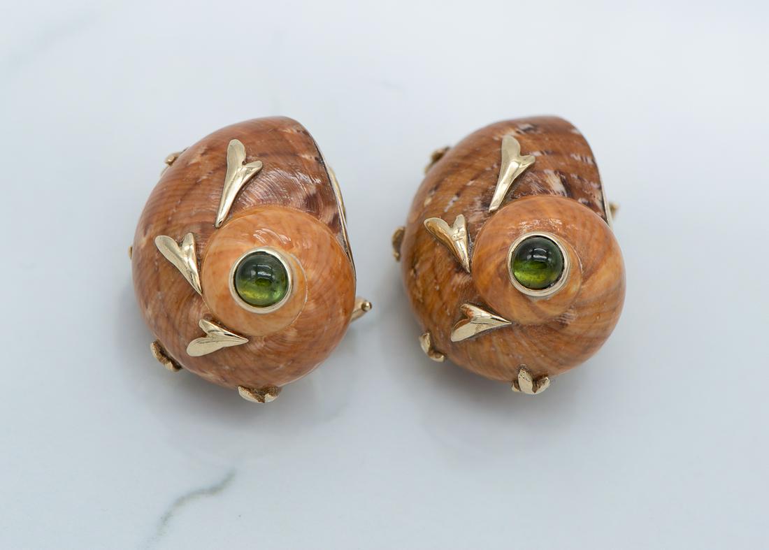 Maz Shell Earrings In 14k Gold: Very Good Vintage Condition, See Photos. 23.7 Grams, Clip-on.