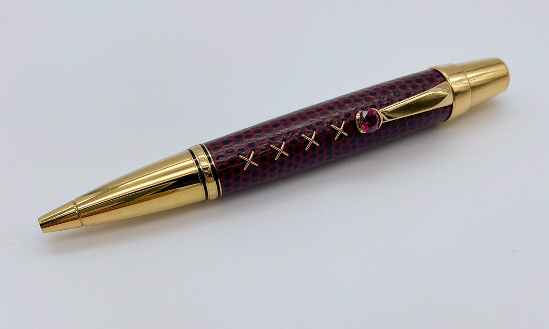 Montblanc Boheme Rhodolit Writing Instrument: Exotic Vintage Lizard Skin. Good Vintage Condition, Some Very Slight Microscratching Under Loupe And Minor Signs Of Wear. See Photos. It Is The Bidder's Responsibility To Abide By All State Transport 