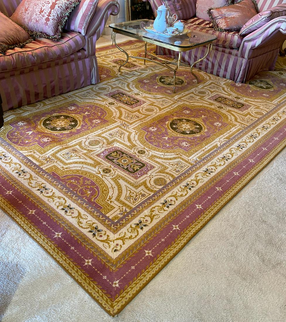 Custom Edward Fields Rug: Wonderful Pinks And Off-whites. Very Good Condition, There See Photos For A Few Spots. Last Photo Shows Color Palette. T To 14.7 X 9.3