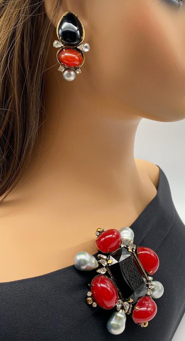 Iradj Moini Brooch And Ear Clips: Companion Group Of 3 Signed Pieces. Good Vintage Condition With Slight Signs Of Wear Conducive With Age. See Photos.