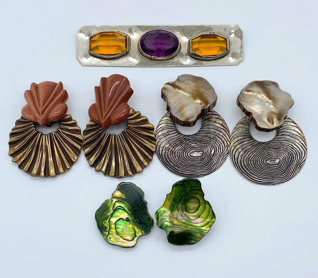 Stephen Dweck Jewelry Group: 3 Pair Interchangeable Ear Clips, One Missing Back. Brooch Is Unmarked Glass Stones, But Included With Lot.